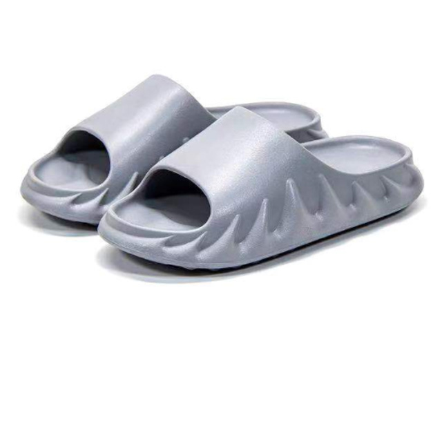 Zapatillas y Sandalias